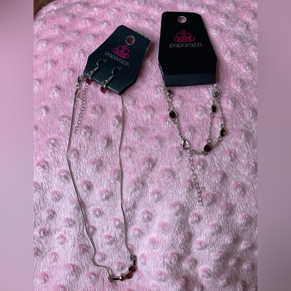 NWT Paparazzi Ruby Earrings, Necklace & Bracelet set - Picture 1 of 3